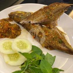 Ikan Selar Sambal Goreng Set