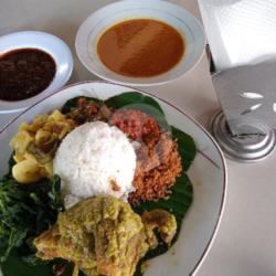 Nasi Ayam Ijo