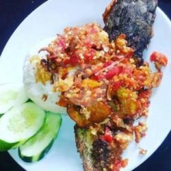 Lele Geprek Sambel Merah