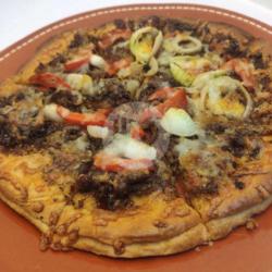 Beef Pizza Black Pepper Medium