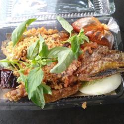 Ikan Nila Goreng   Nasi