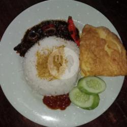 Sego Cumi Hitam Rajang