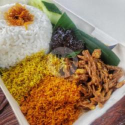 Nasi Krawu Daging Sapi