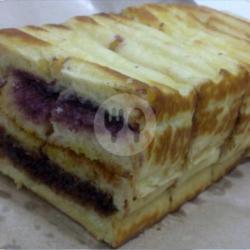 Roti Bluberry Coklat