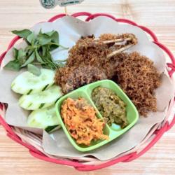 Bebek Goreng Lengkuas