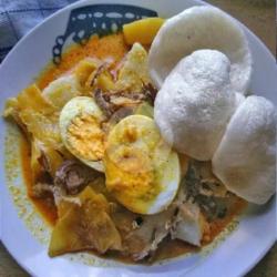 Lontong Kari Telor