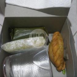 Paket Khusus Pesanan Box Pa-he (3pcs Aneka Kue   Air Mineral   Tissue )