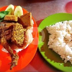 Pecel Ayam Komplit