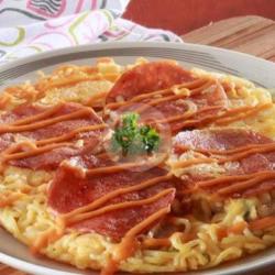 Mie Pizza Barbeque Smoke Beef