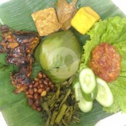 Paket Nasi Timbel Kumplit