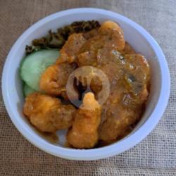 Ricebowl Ayam Saus Gulai