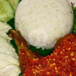 Nasi Ayam Penyet Sambal Merah