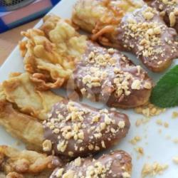 Pisang Goreng Crispy Coklat Kacang