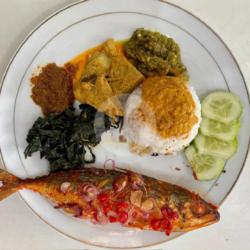 Nasi Rames Ikan Kembung Bakar