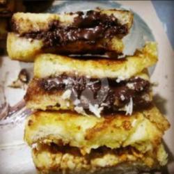 Roti Bakar Srikaya Coklat Keju Susu