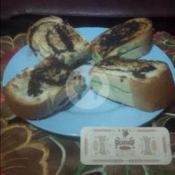 Spongsbob Bread Bakar Isi Full Blueberry