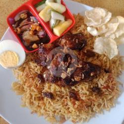 Nasi Kebuli Kambing Bakar