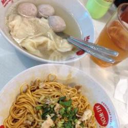 Mie Yamin Bakso Batagor