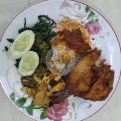 Nasi Ikan Goreng Mujair