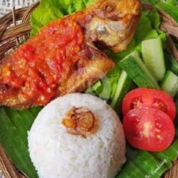 Ikan Laut  Pakai Nasi  ( Sambal Mentah )