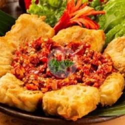 Tahu Geprek Sambel Bawang Gratis Sosis Goreng