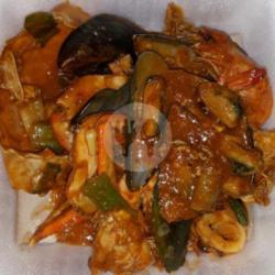 Super Spesial Seafood Saus Padang