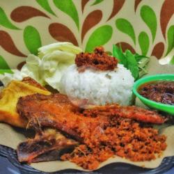 Nasi Bebek Goreng Laos