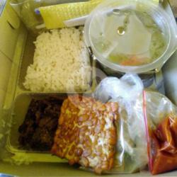 Paket Box Nasi Sayur Asem   Empal Daging