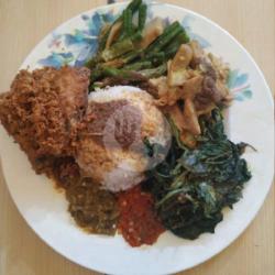 Nasi Ayam Kare Sayur Pisah