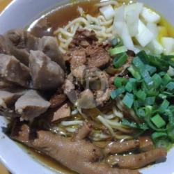 Mie Ayam Bakso Urat Ceker ( Mieso)