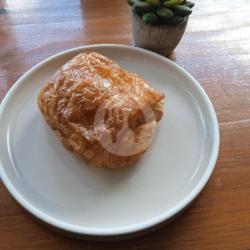 Chocolate Croissant