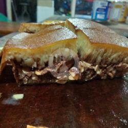 Martabak Ovomaltine   Almond