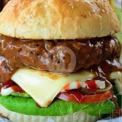 Burger Black Pepper   Keju