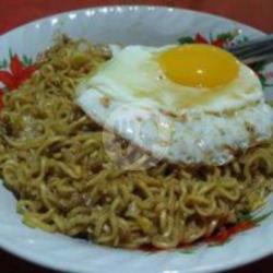 Mie Goreng Padeh