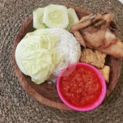 Sego Sambel Ayam Goreng Jumbo