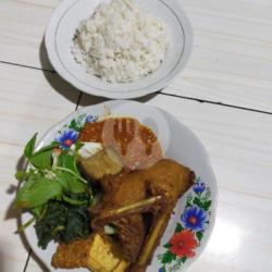 Penyetan Bebek Sambel Uleg