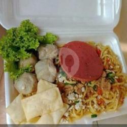 Mie Setan Bakso