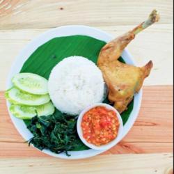 Paket Nasi Ayam Goreng