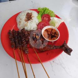 Nasi Ayam Kulit