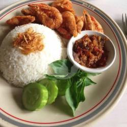 Lalapan Udang Goreng Telur