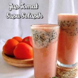 Jus Tomat Susu Selasih