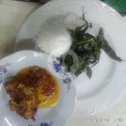 Nasi   Ayam Bakar   Sayur   Cabe