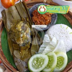 Pepes Telor Ikan