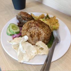 Nasi Goreng Aceh Telur   Ayam Goreng