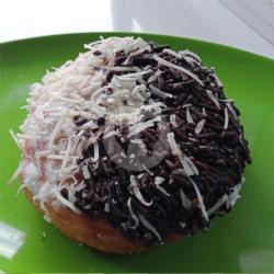 Donat Topping Meses Coklat   Keju