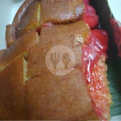 Martabak Strawberry Susu