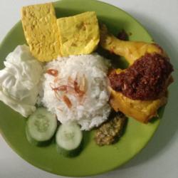 Nasi Ayam Penyet   Tahu Tempe