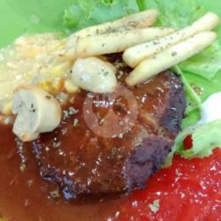 Steak Daging Sapi