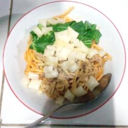 Mie Pangyam Pradita