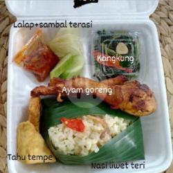 Nasi Liwet Komplit